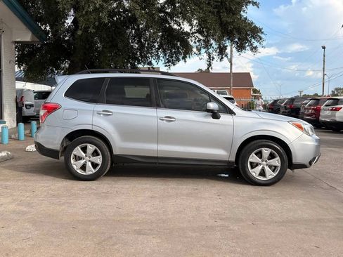Used 2015 Subaru Forester 2.5i Limited AWD/4WD image 2