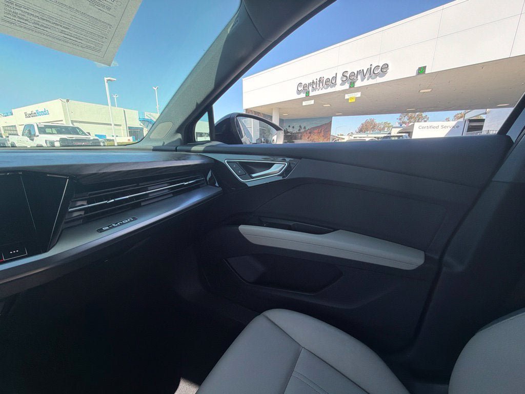 Used 2023 Audi Q4 e-tron Premium w/ Convenience Package RWD image 15