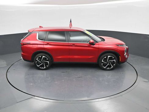 Used 2024 Mitsubishi Outlander SE AWD/4WD image 34
