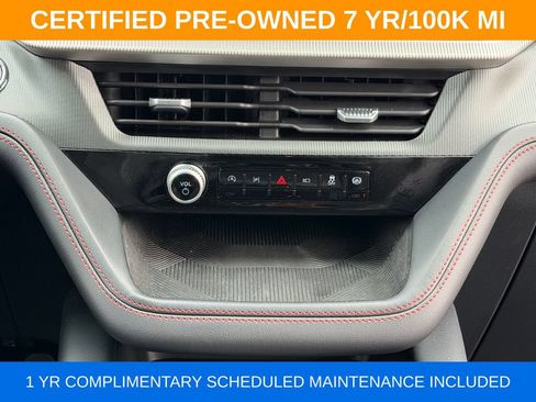 Used 2025 Ford Explorer ST-Line w/ ST-Line Street Pack AWD/4WD image 15
