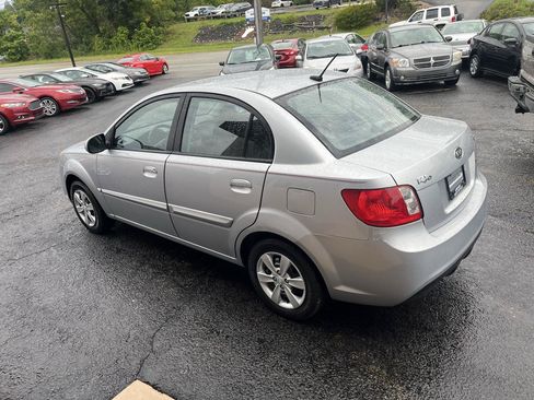Used 2011 Kia Rio LX FWD image 9