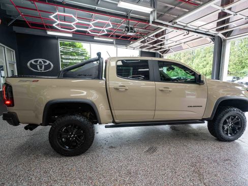 Used 2021 Chevrolet Colorado ZR2 w/ ZR2 Dusk Special Edition AWD/4WD image 4