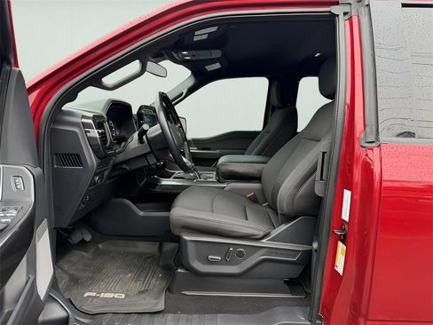 Used 2021 Ford F150 XLT w/ Equipment Group 302A High image 22