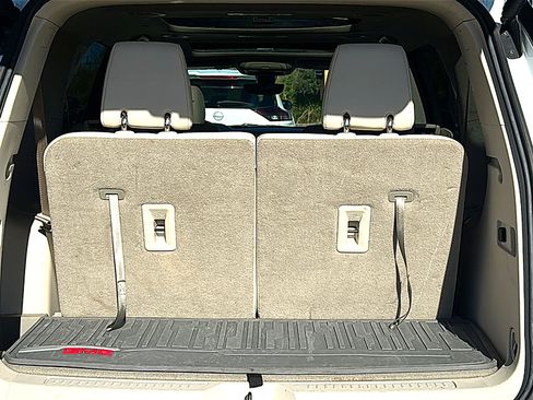 Used 2023 GMC Acadia Denali w/ Denali Ultimate Package image 22