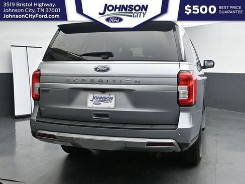 Certified 2024 Ford Expedition XLT AWD/4WD image 12