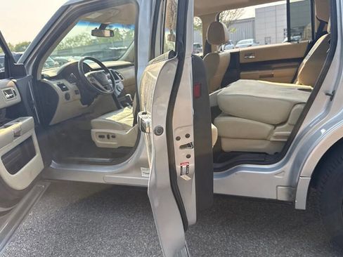 Used 2019 Ford Flex Limited image 4