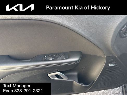 Used 2023 Dodge Challenger SXT image 16