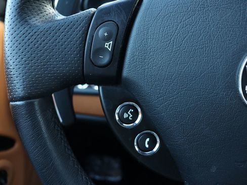 Used 2014 Maserati GranTurismo Sport image 16