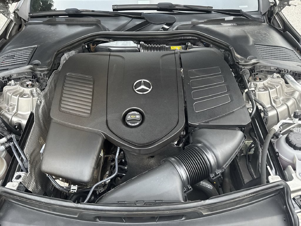 Used 2022 Mercedes-Benz C 300 4MATIC Sedan image 18