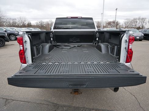 Used 2021 Chevrolet Silverado 2500 LT image 10