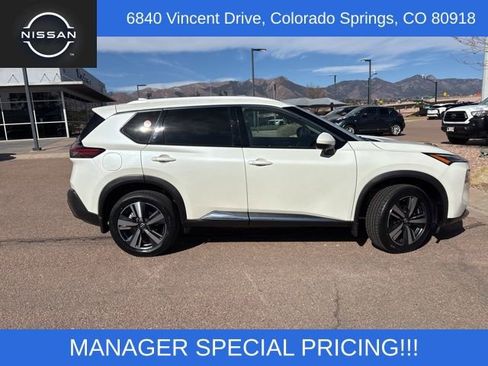 Certified 2023 Nissan Rogue SL FWD image 11