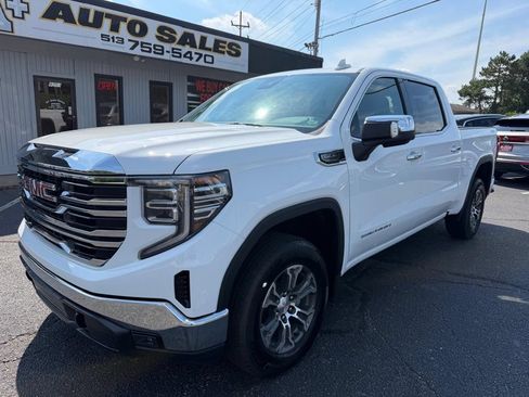Used 2025 GMC Sierra 1500 SLT AWD/4WD image 2
