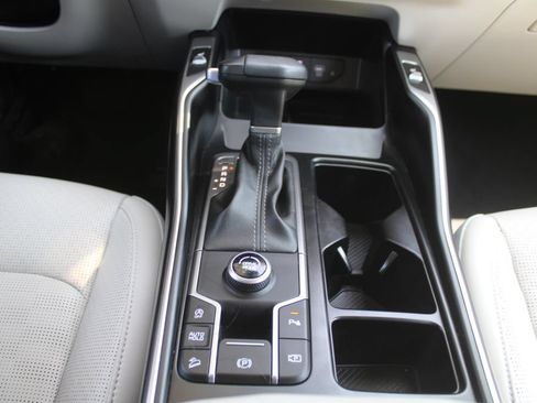 Certified 2025 Kia Sorento EX w/ Panoramic Sunroof Package FWD image 35