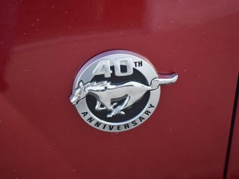 Used 2004 Ford Mustang Convertible image 4