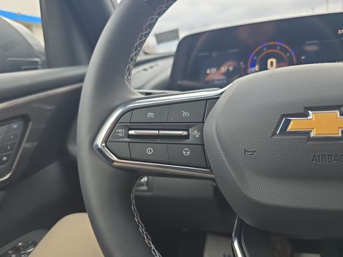 New 2026 Chevrolet Traverse High Country w/ LPO, Floor Liner Package AWD/4WD image 23