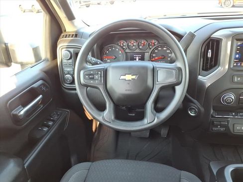 Used 2025 Chevrolet Silverado 2500 Custom w/ Custom Convenience Package AWD/4WD image 24