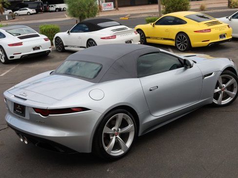 Used 2019 Jaguar F-TYPE R-Dynamic RWD image 61