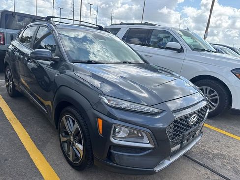 Used 2021 Hyundai Kona Limited FWD image 1