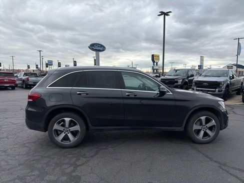 Used 2022 Mercedes-Benz GLC 300 4MATIC image 8