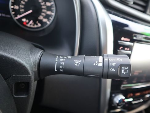 Used 2024 Nissan Murano SV w/ SV Midnight Edition Package image 19