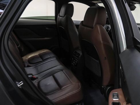 Used 2018 Jaguar F-PACE S image 30