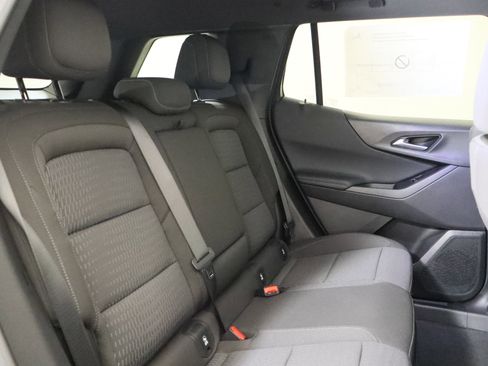 New 2026 Chevrolet Equinox LT w/ Safety and Technology Package FWD image 22