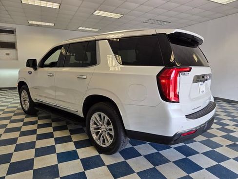 Used 2022 GMC Yukon SLT w/ SLT Premium Package RWD image 5