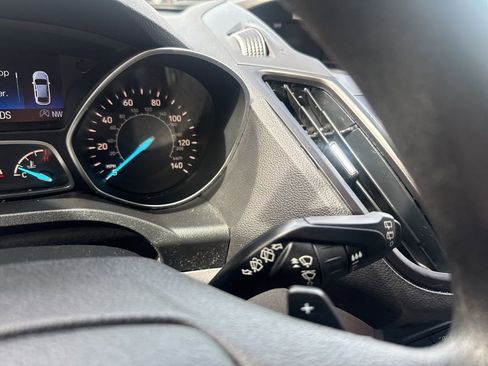 Used 2017 Ford Escape SE image 20