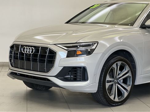 Used 2020 Audi Q8 Premium Plus AWD/4WD image 28