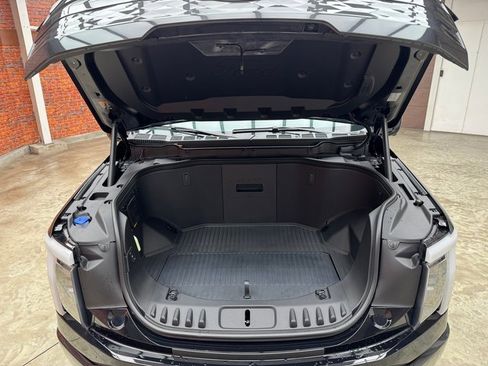 New 2025 Ford F150 Lightning Platinum image 28