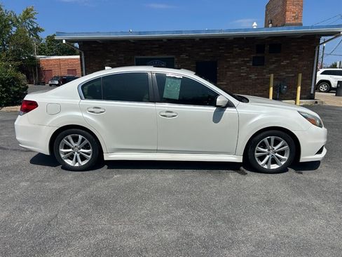 Used 2013 Subaru Legacy 3.6R Limited AWD/4WD image 2