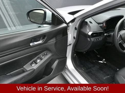 Used 2021 Nissan Altima 2.5 S FWD image 25