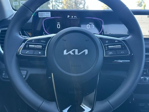 New 2026 Kia Seltos S image 24