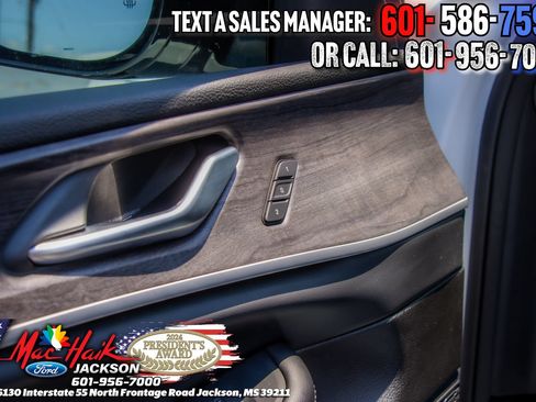 Used 2023 Jeep Grand Cherokee L Limited RWD image 16