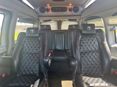 Used 2023 Chevrolet Express 2500 RWD image 31