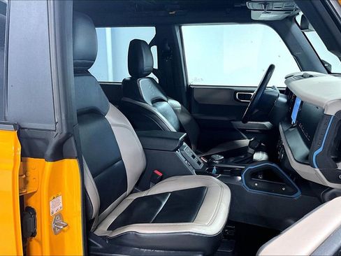 Used 2021 Ford Bronco Wildtrak image 10