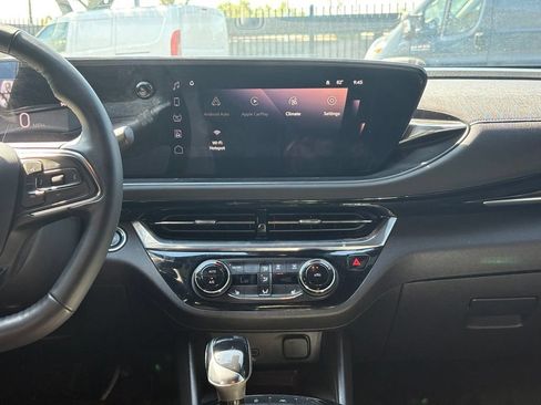 Used 2025 Buick Envista Sport Touring w/ Convenience I Package FWD image 14