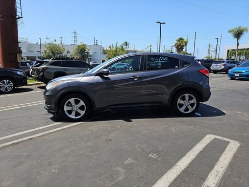 Used 2016 Honda HR-V EX image 4
