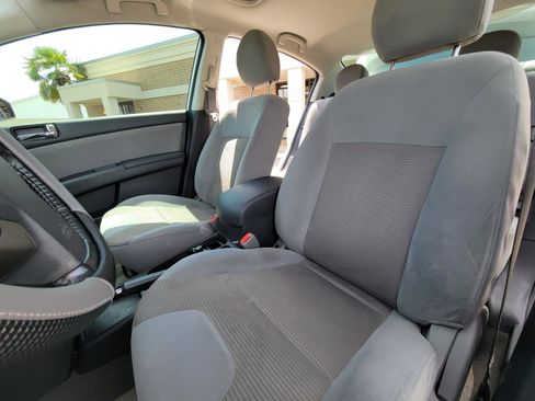 Used 2012 Nissan Sentra 2.0 SR w/ Special Edition Pkg FWD image 22