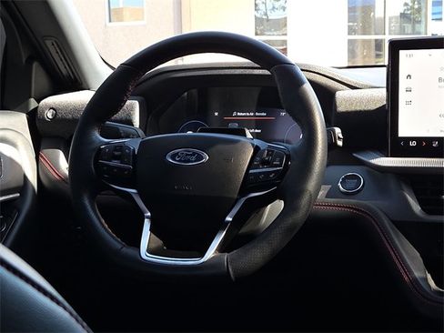 Certified 2025 Ford Explorer ST-Line image 13