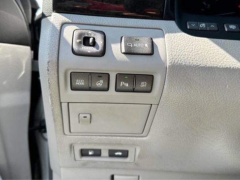 Used 2010 Lexus LS 460 image 19