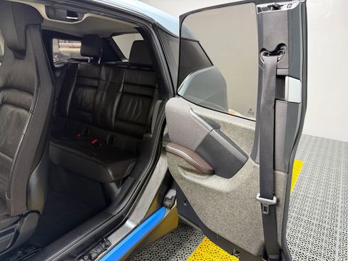Used 2015 BMW i3 w/ Range Extender image 12