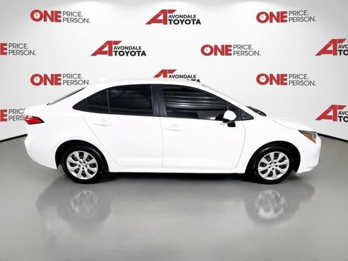 Certified 2022 Toyota Corolla LE w/ Carpet Mat Package (TMS) FWD image 9