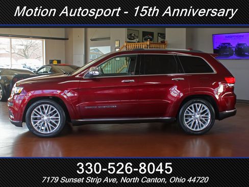 Used 2017 Jeep Grand Cherokee Summit image 7