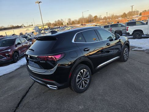 New 2025 Buick Envision Preferred image 3