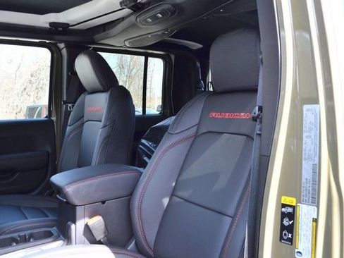 New 2026 Jeep Gladiator Rubicon image 14