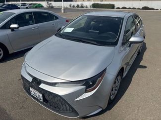 Used 2022 Toyota Corolla LE video 2