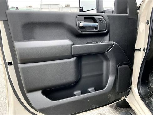 New 2026 Chevrolet Silverado 2500 Custom w/ Custom Value Package image 24