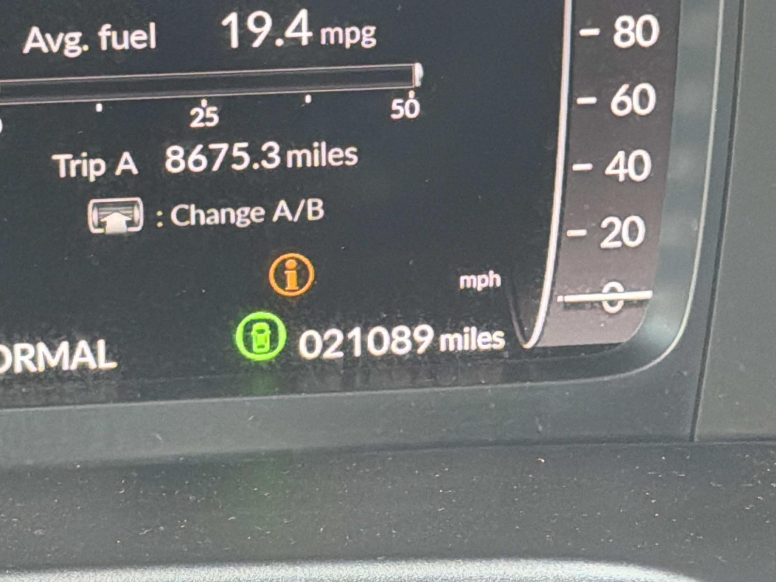 Used 2025 Honda Pilot Elite image 24