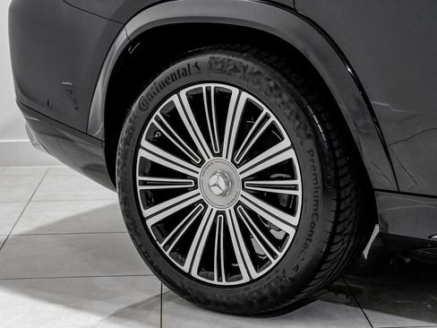 Used 2023 Mercedes-Benz Maybach GLS 600 4MATIC image 51
